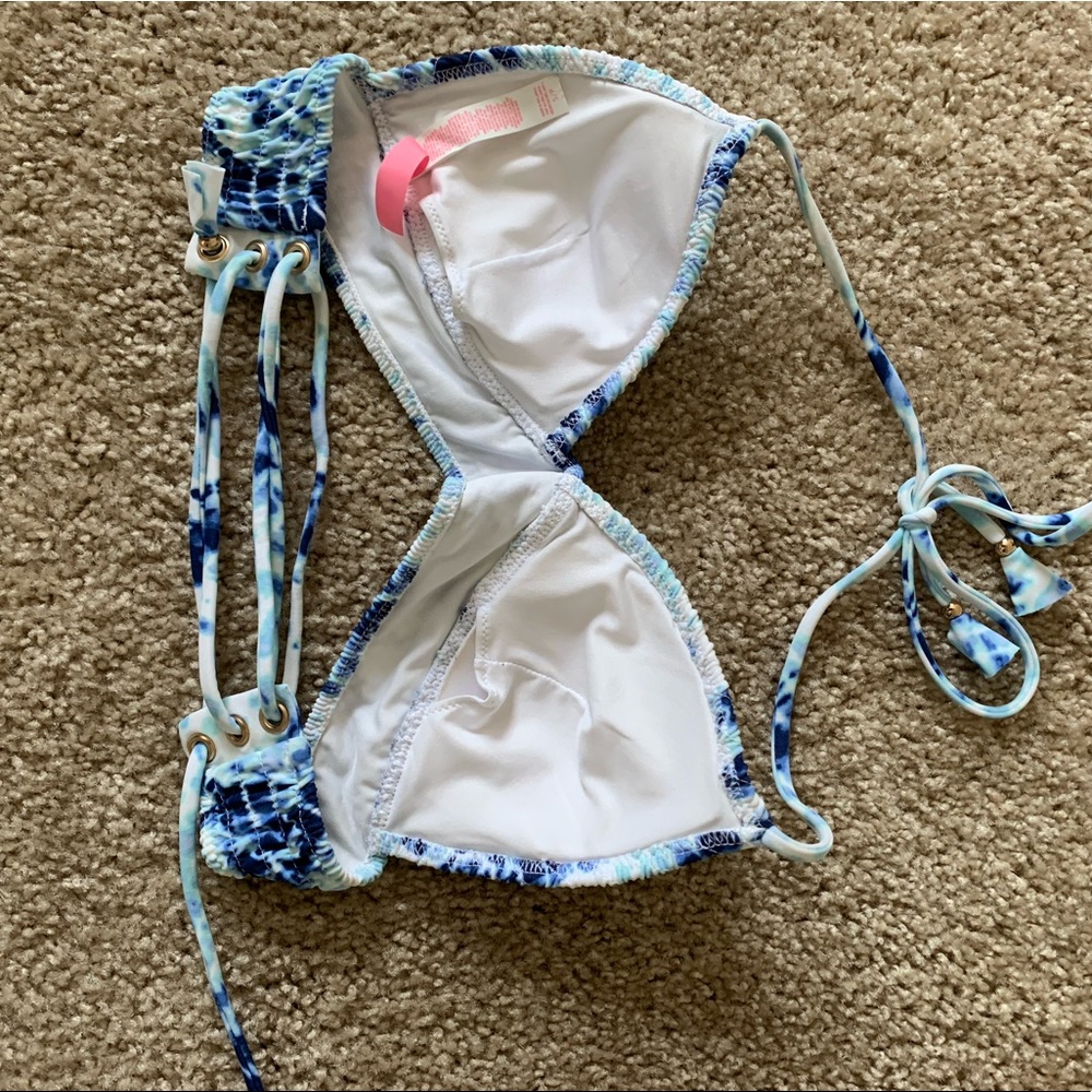 Victoria’s Secret Bathing Suit Top - Picture 2 of 2